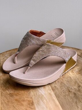Fitflop Lulu Shimmer Beige and Gold Sandals size 10
